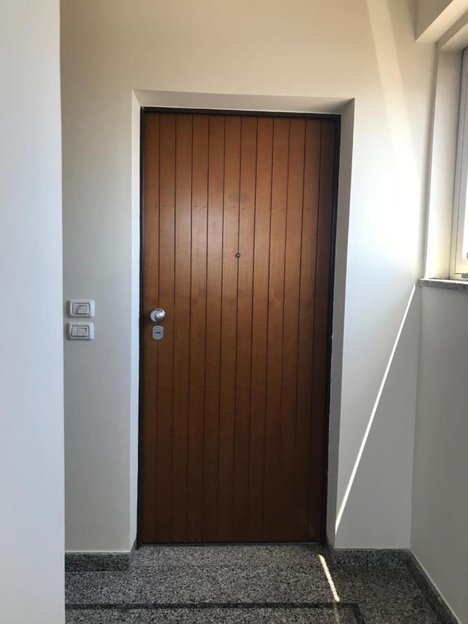 Apartamento Sole Mare Gioia Tauro Exterior foto